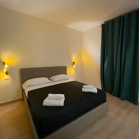 Maison Dante Naples Luaran gambar