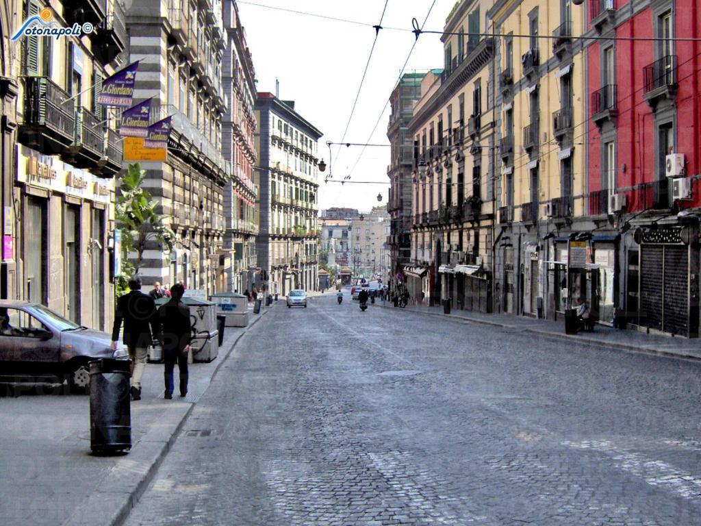 Maison Dante Naples Luaran gambar