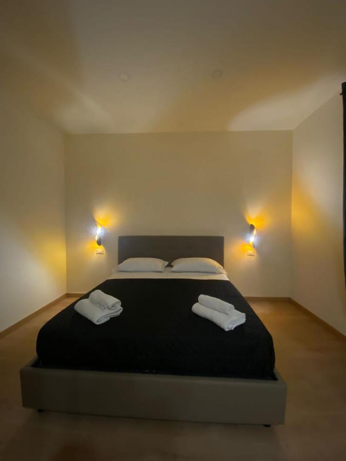 Maison Dante Naples Luaran gambar