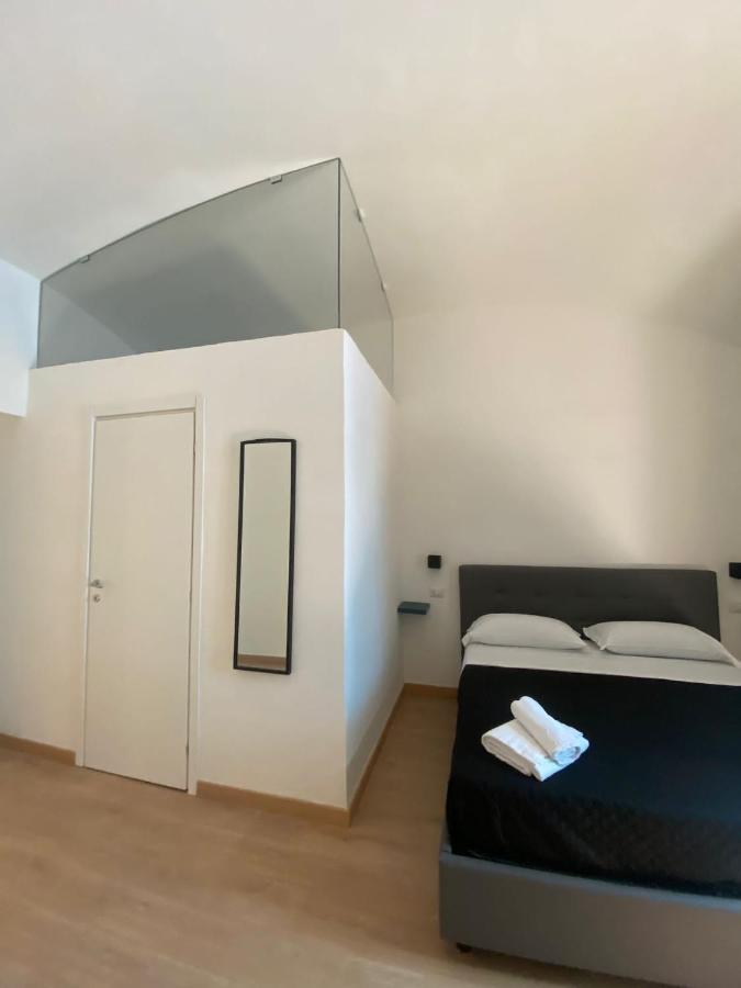 Maison Dante Naples Luaran gambar