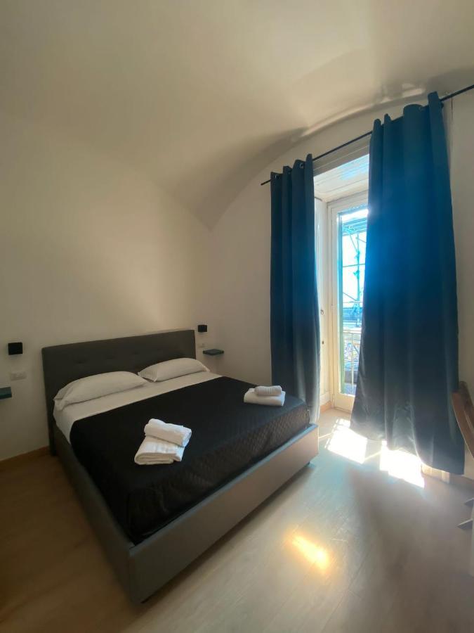 Maison Dante Naples Luaran gambar